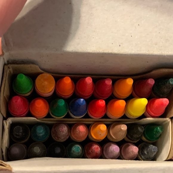 Vintage Crayola Crayon Big Box 96 Crayons with Built in Sharpener 1992 - Picture 7 of 12